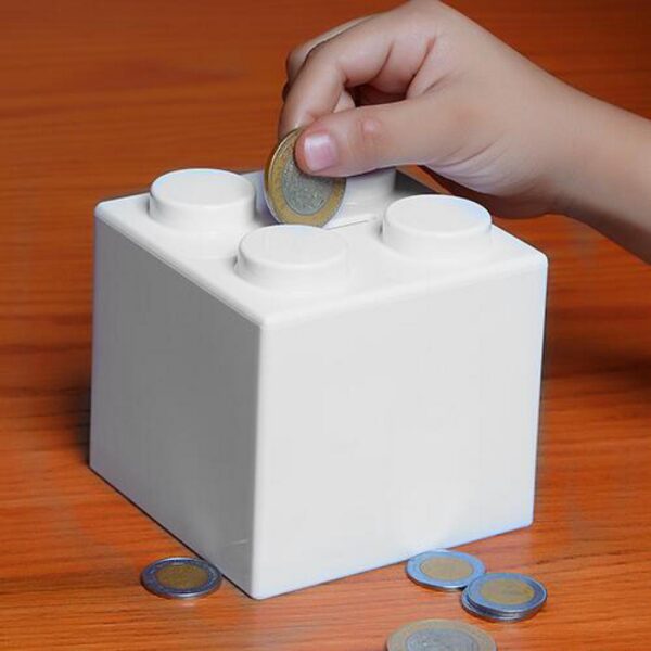 Alcancia Cubos en Plastico Forma de Cubo