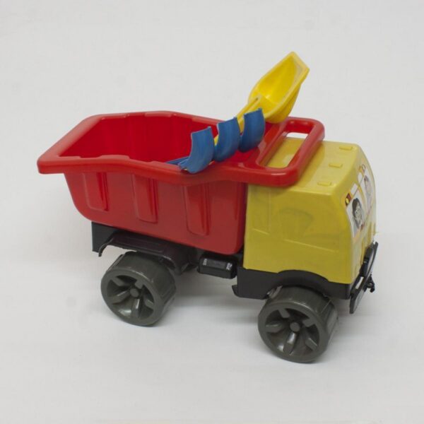 Vehiculo Camion Volqueta Cougar con Estacas